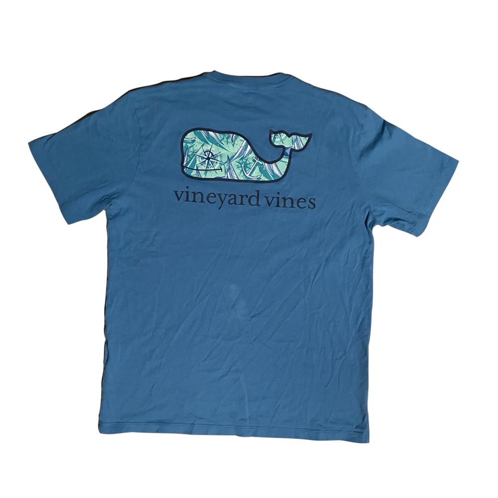 Vineyard vines t shirt
